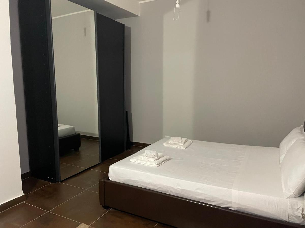 Appartement La Casa Di Bea à Lecce Extérieur photo
